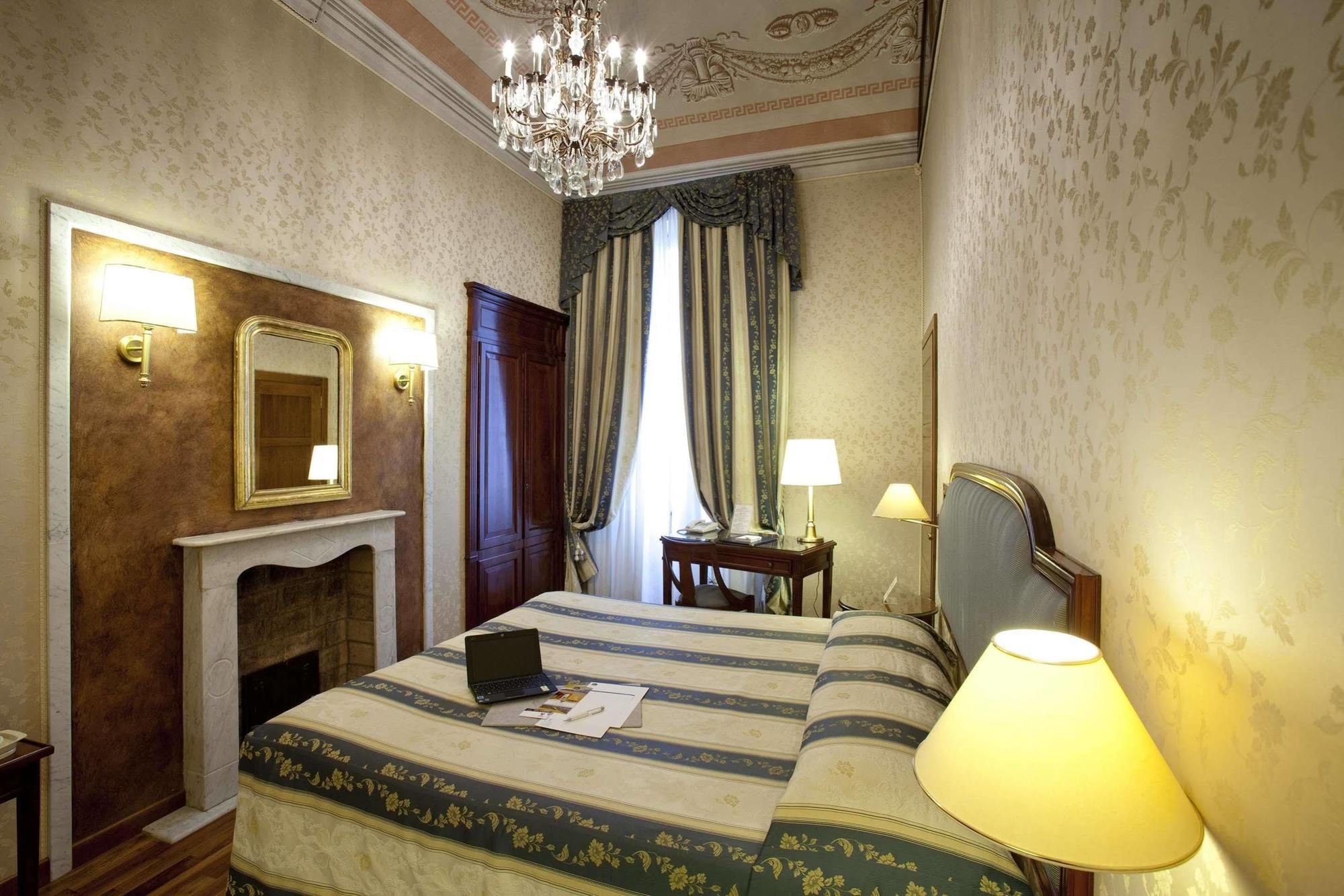 Hotel Phi Principe 4*